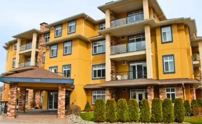 Brandts Crossing multifamily building