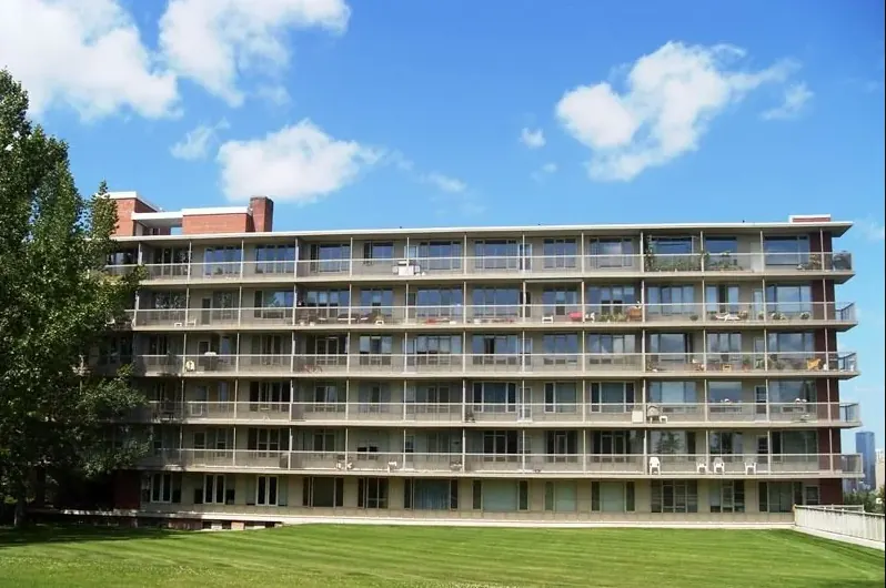 Rutland House apartment building
